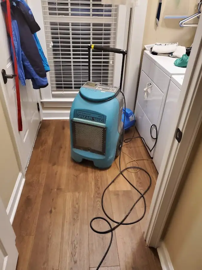 Commercial dehumidifier deployed for Flood Damage Cleanup in Grand Blanc